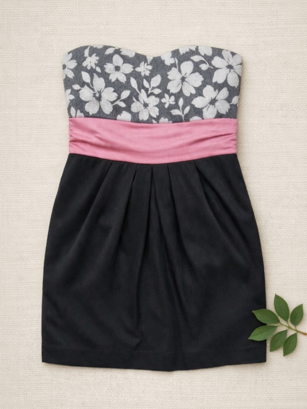 Mystic Strapless Floral Midi Dress - Fits M